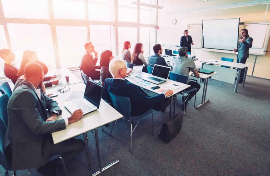 خدمات التدريب وبناء القدرات